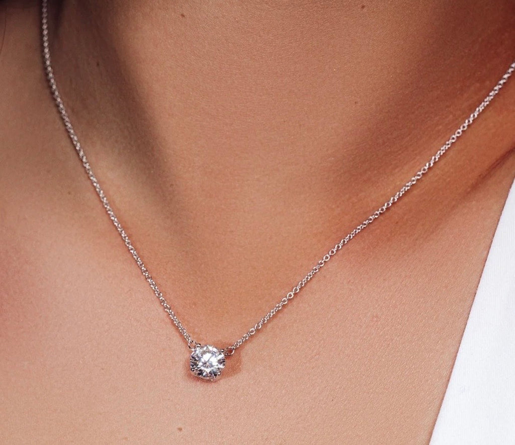 Moissanite 8mm 925 Silver 18in Necklace