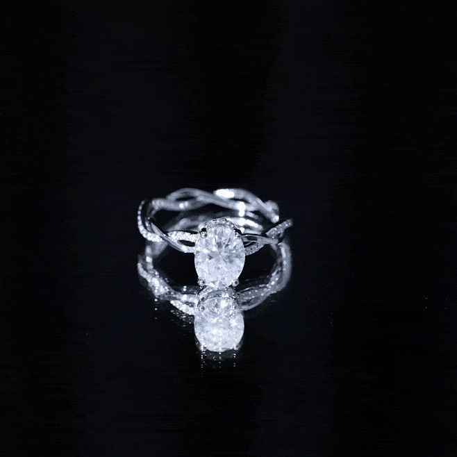 Moissanite Oval Cut Engagement Ring