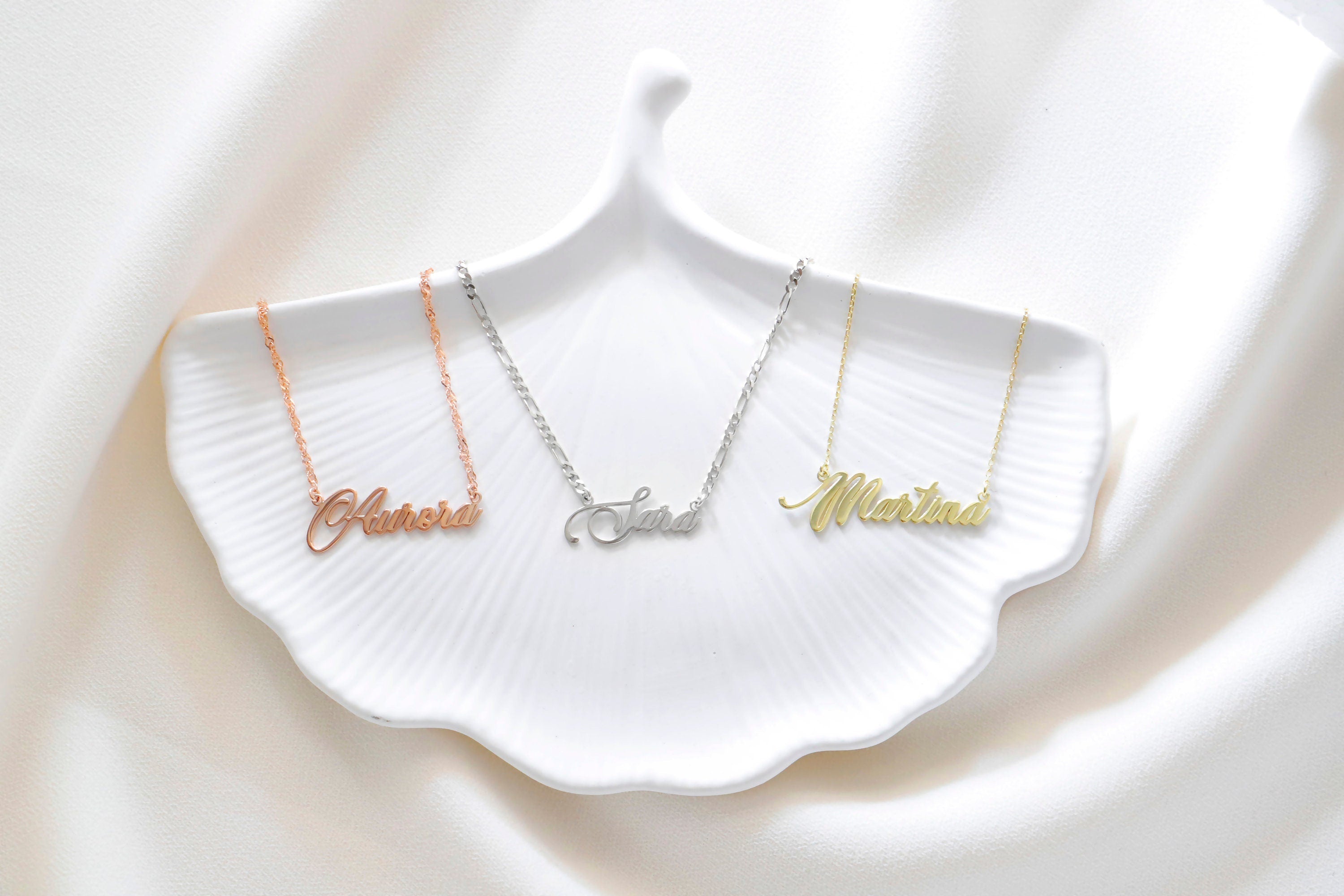 Twist Chain Name Necklace | Personalized 14K Gold Filled